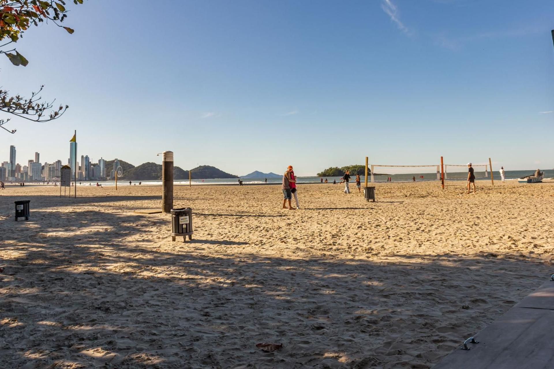 Custo Beneficio, 100 Metros Da Praia, Bc P880 Balneario Camboriu Exterior photo